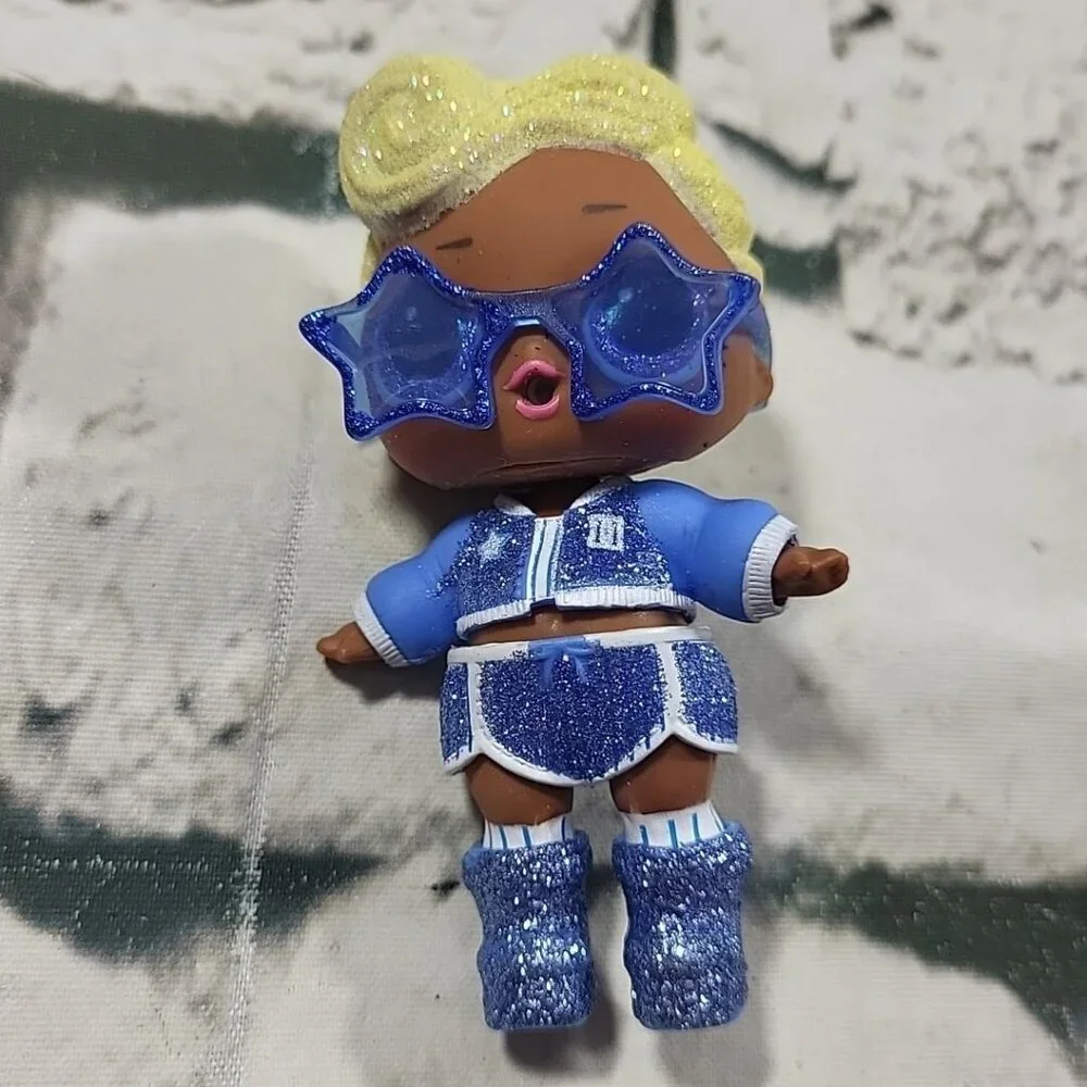 L.O.L. Surprise Dolls Lot 5 Dolls Clothes Accessories Tiny Toys Blind Movie Glam
